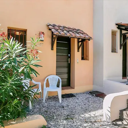 Holiday home Appt With Pool-Balcony-Near The Beach Saint-Raphael (Var)